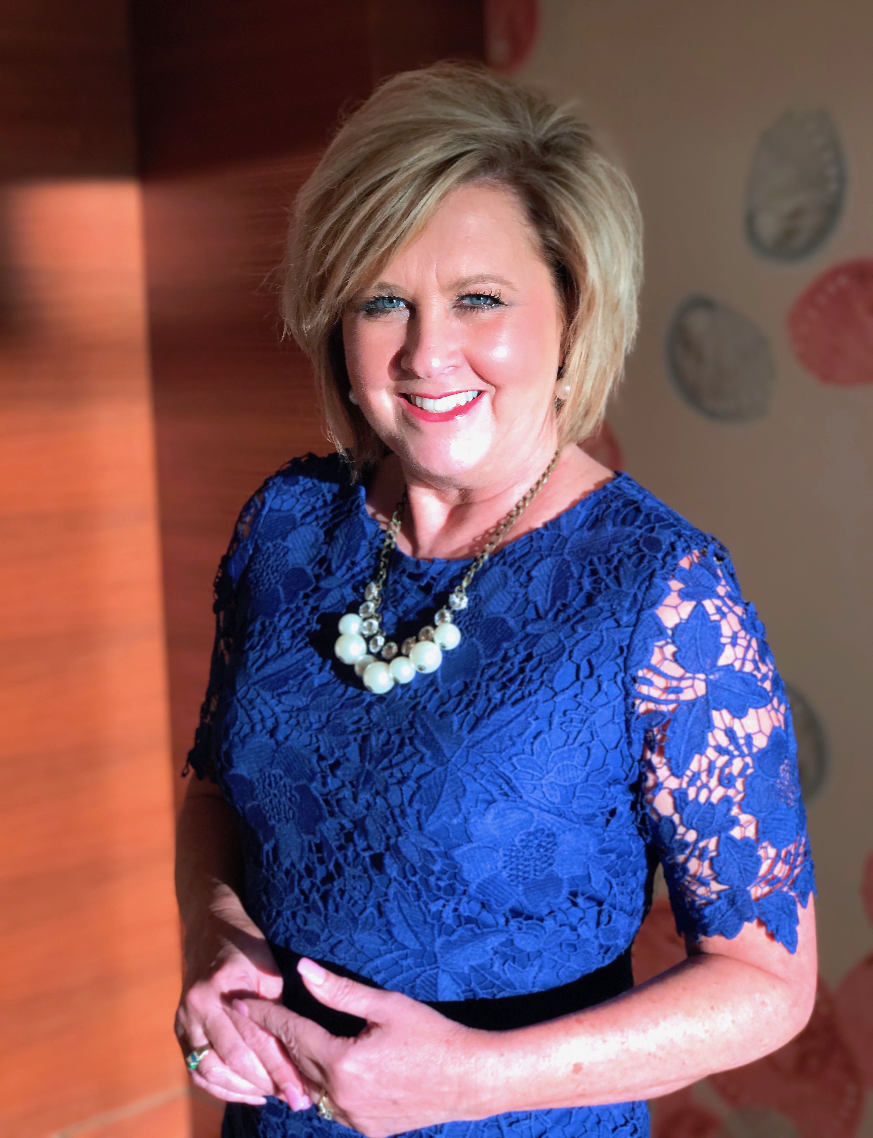 50 IS NOT OLD | LACE DRESS WITH SLEEVES