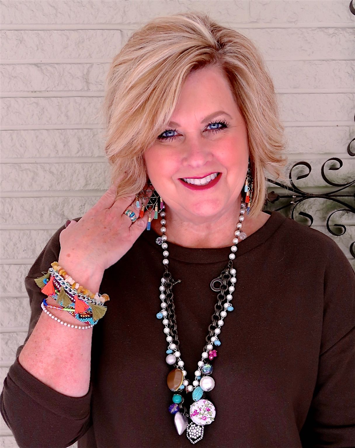 50 IS NOT OLD | HOW TO WEAR THE DISTRESSED LOOK OVER 50