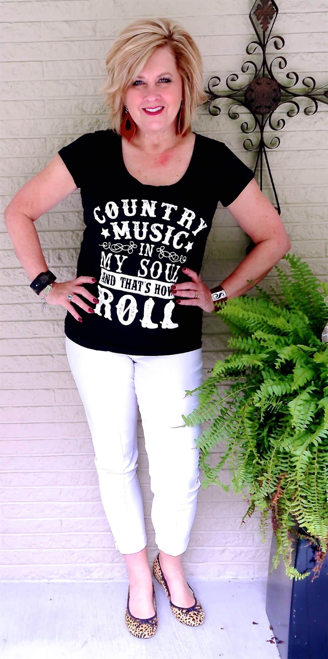 50 IS NOT OLD | WEARING A GRAPHIC T-SHIRT OVER 40