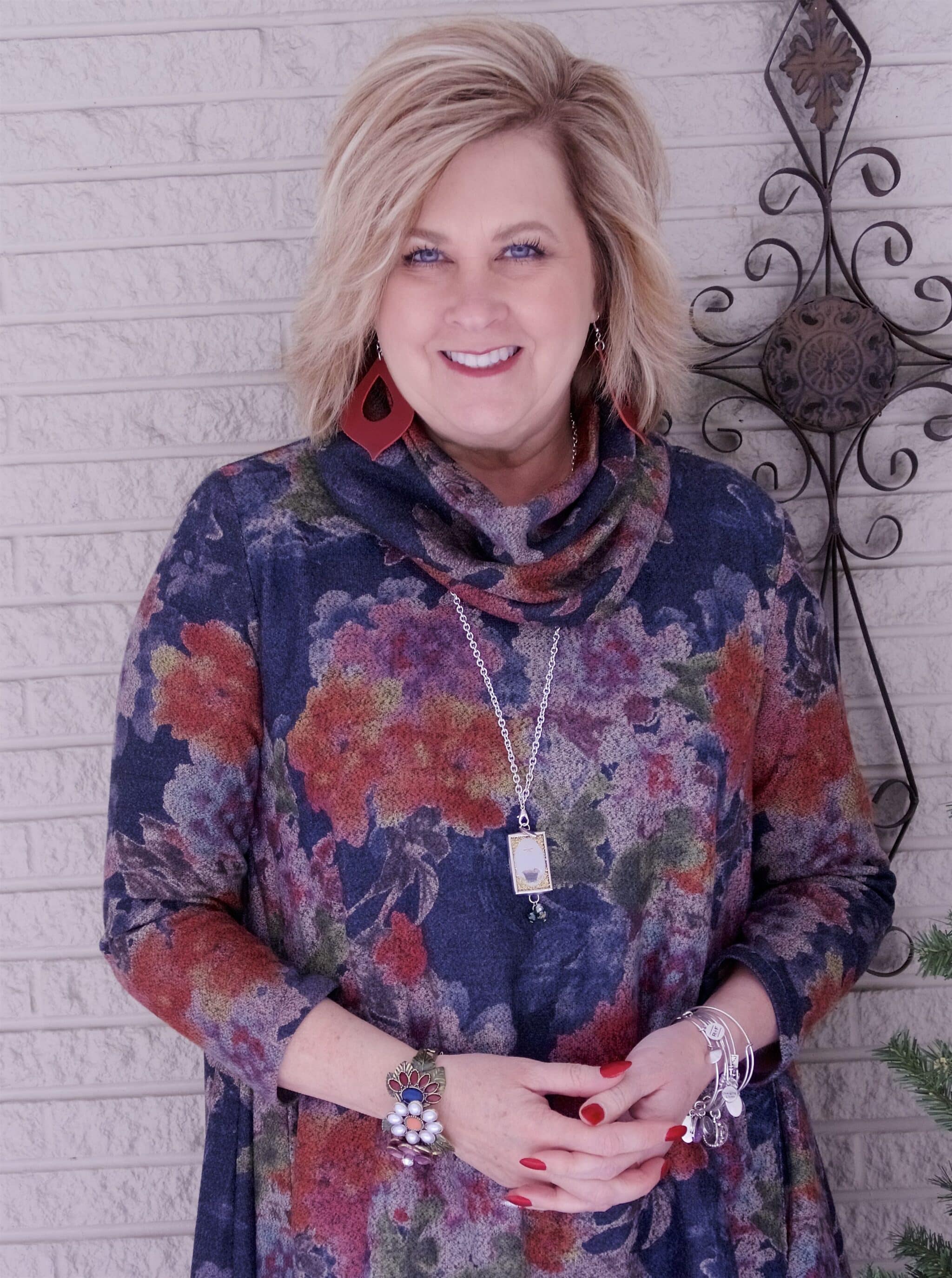 50 IS NOT OLD | TIGHTS AND ANKLE BOOTIES