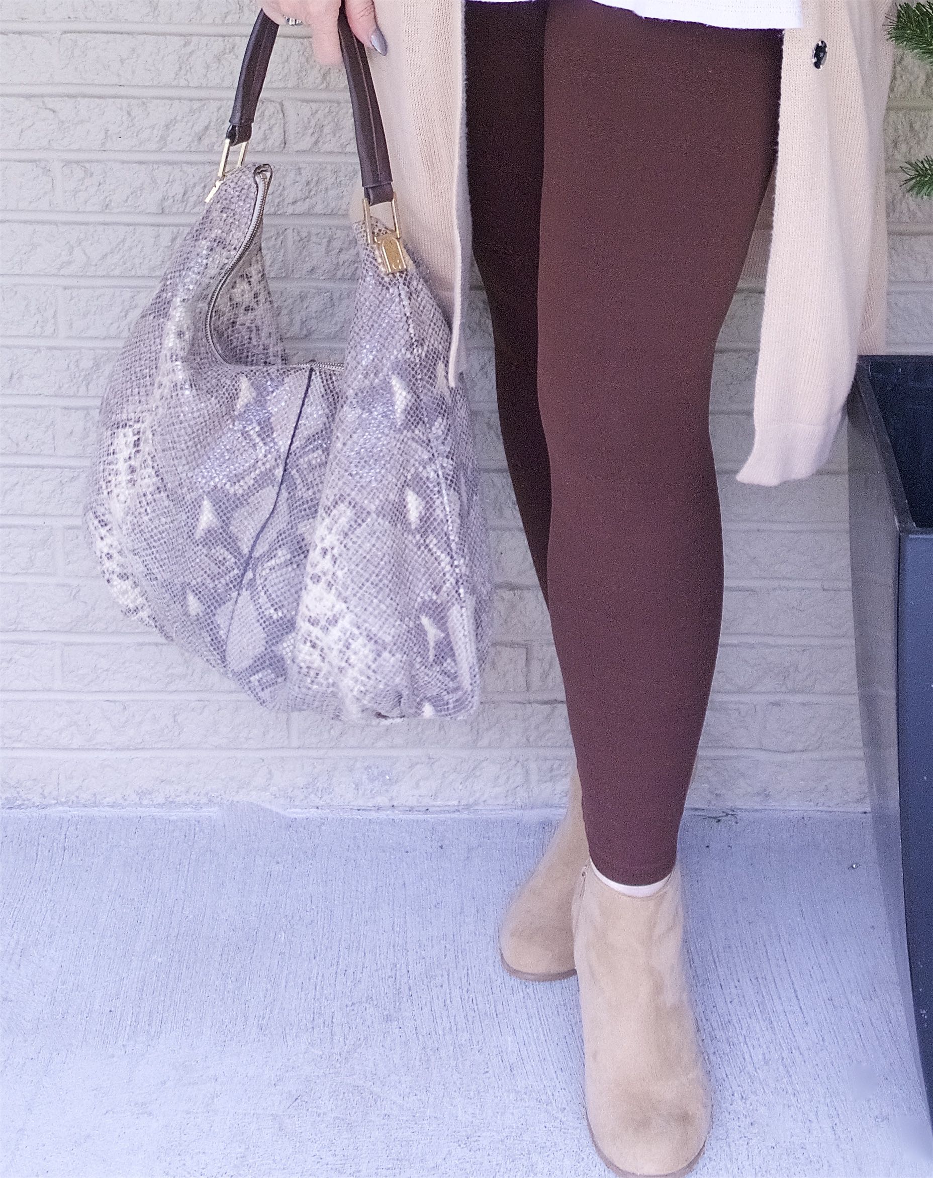 50 IS NOT OLD | LOOKING PUT TOGETHER WHILE LOUNGING | FASHION OVER 40