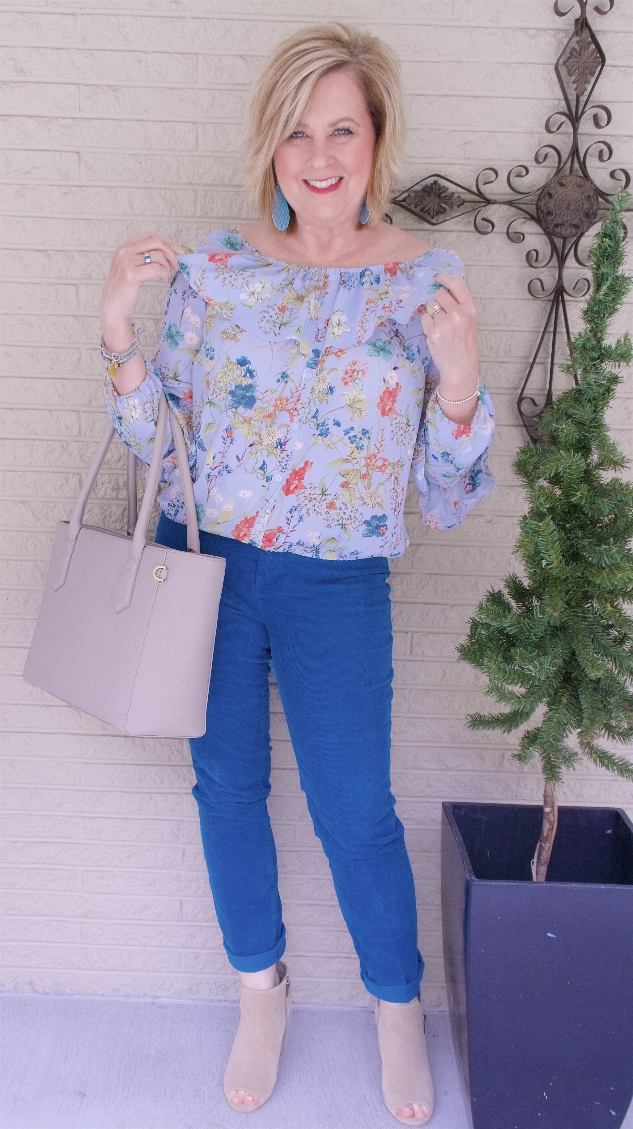 50 IS NOT OLD | SUMMER ROMANTIC LOOK | FASHION OVER 40