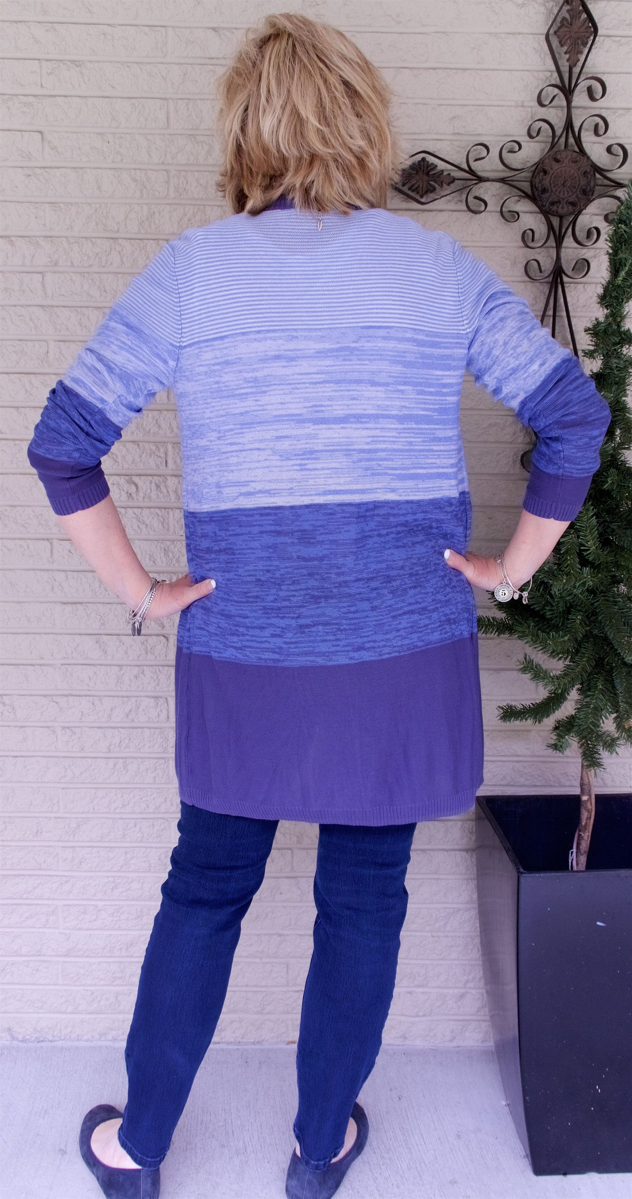 50 IS NOT OLD | GETTING A SUNTAN THE EASY WAY | FASHION OVER 40