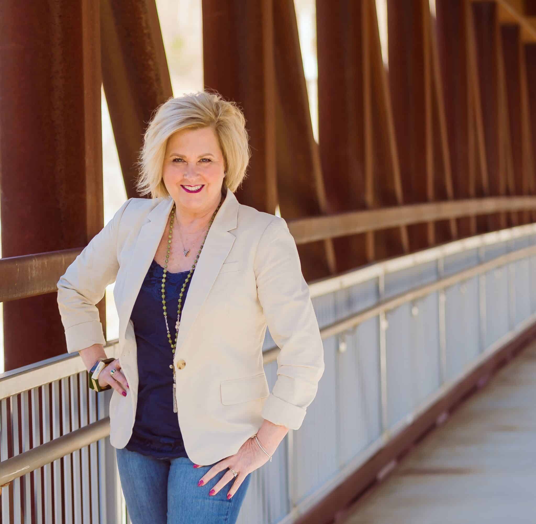 50 IS NOT OLD | SOMETIMES A SIMPLE OUTFIT IS THE BEST | FASHION OVER 40