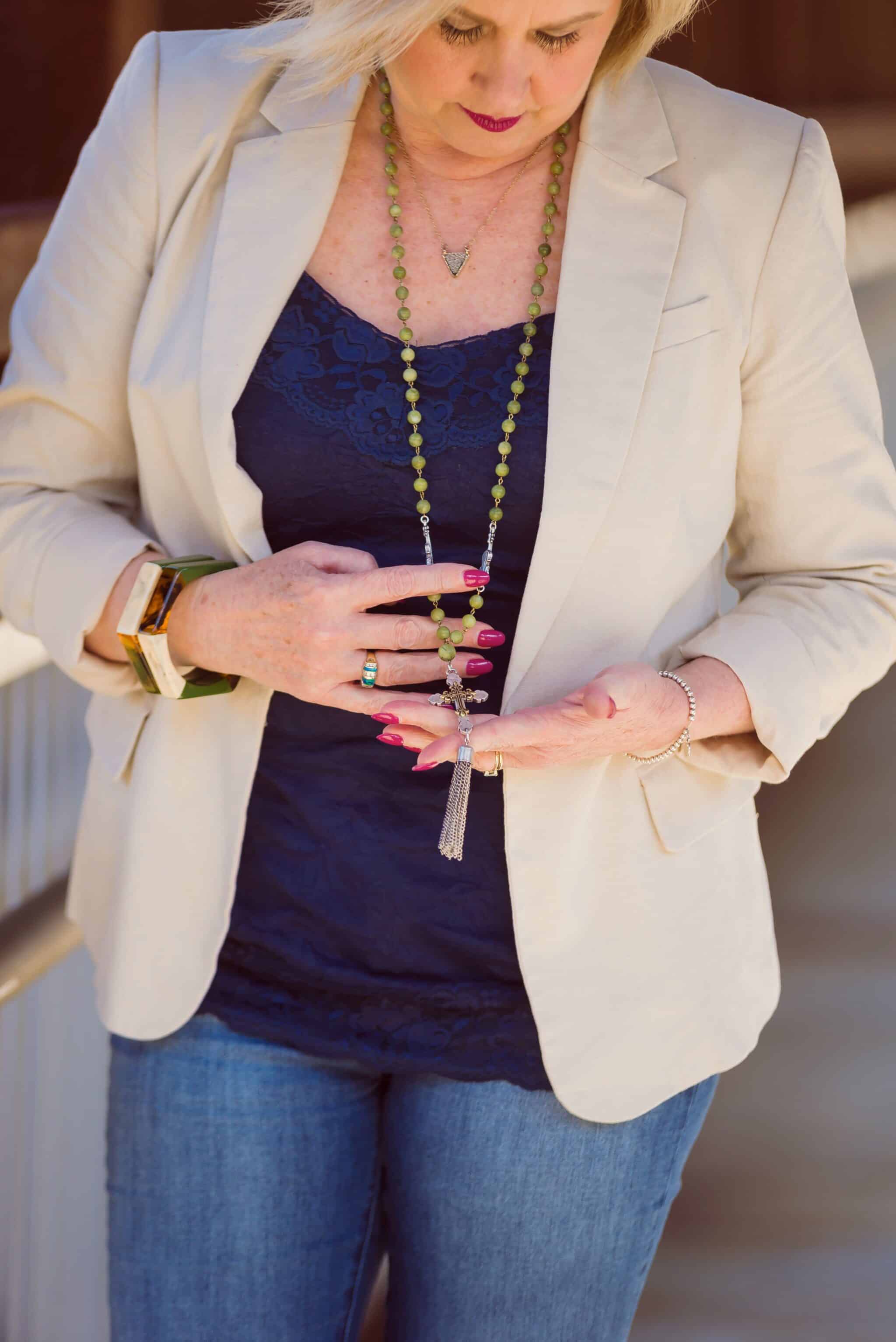 50 IS NOT OLD | SOMETIMES A SIMPLE OUTFIT IS THE BEST | FASHION OVER 40