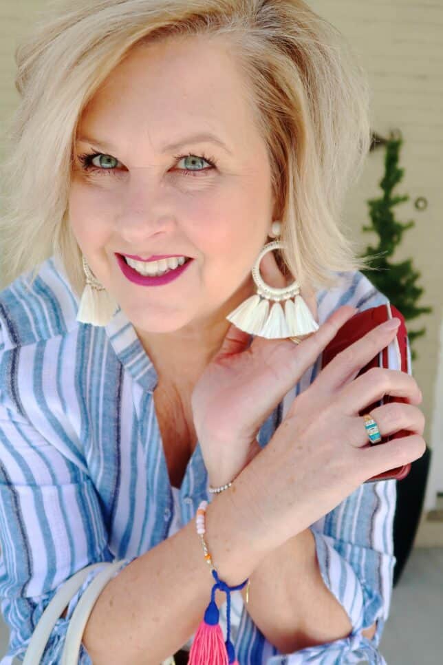 50 IS NOT OLD | HOW TO WEAR YOUR SHIRT UNBUTTONED | FASHION OVER 40