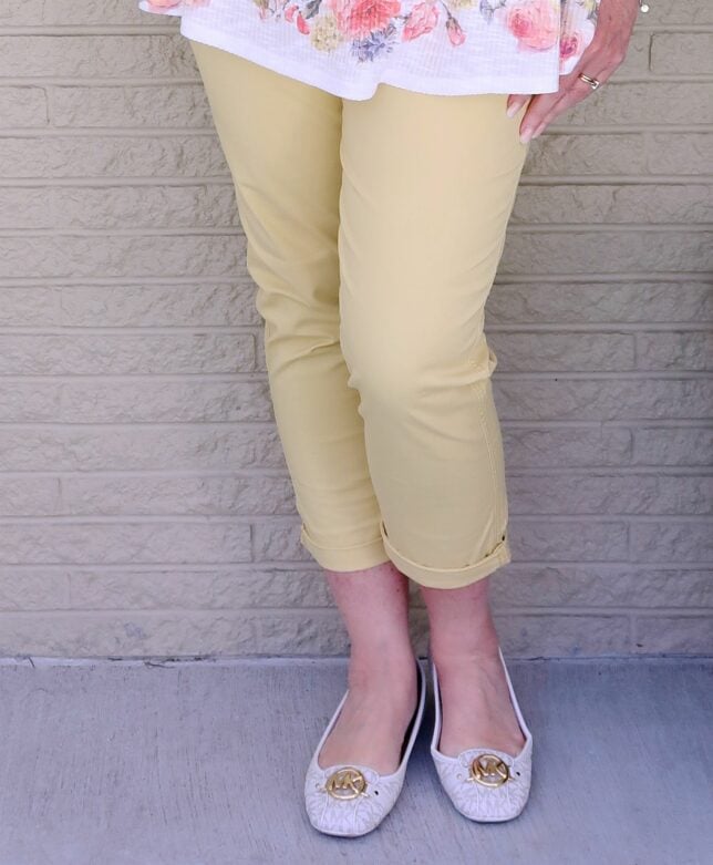 50 IS NOT OLD | GIRLFRIEND PANTS AND A FLORAL TOP | FASHION OVER 40