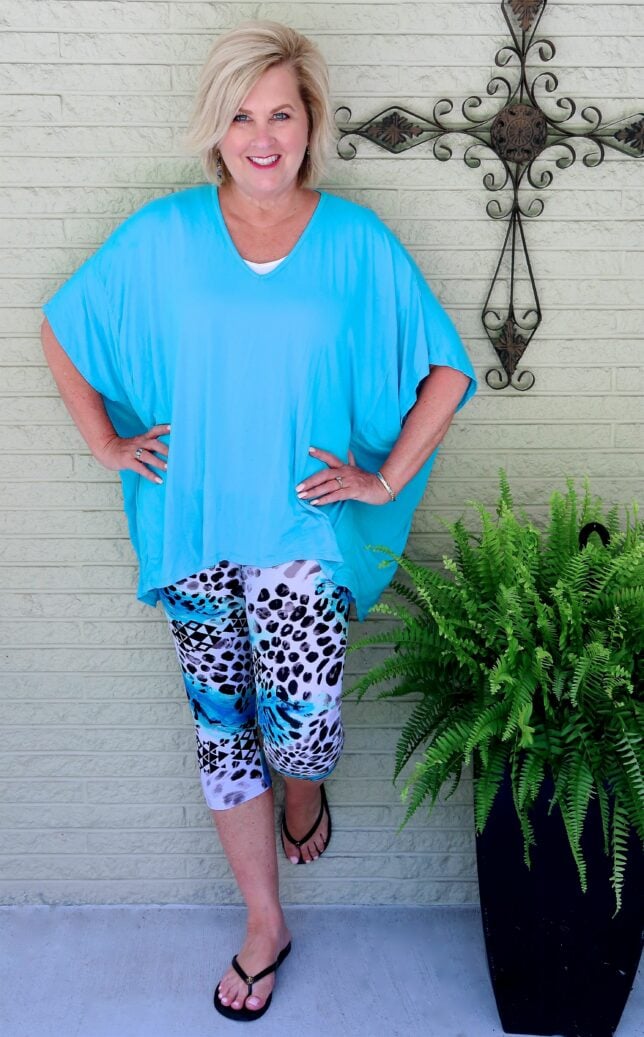 50 IS NOT OLD | OVERSIZED TOP AND LEGGINGS | FASHION OVER 40