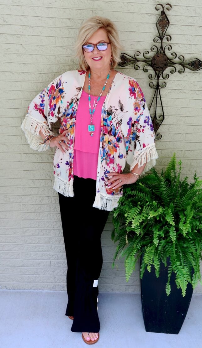 50 IS NOT OLD | HOW YOU WEAR A KIMONO IN DIFFERENT WAYS | FASHION OVER 40