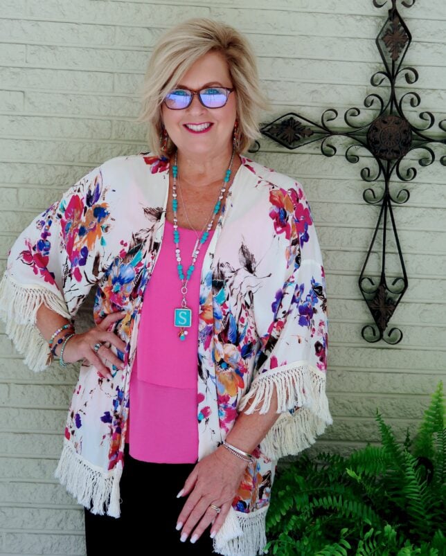 50 IS NOT OLD | HOW YOU WEAR A KIMONO IN DIFFERENT WAYS | FASHION OVER 40