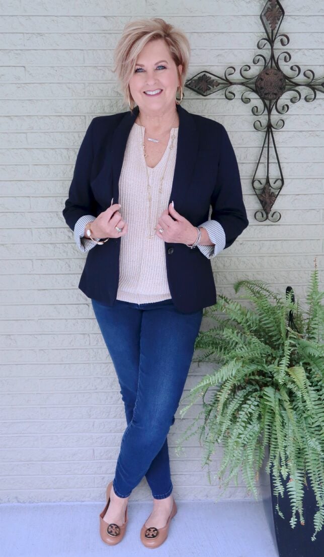 50 IS NOT OLD | WEARING FLATS WITH SKINNY JEANS | FASHION OVER 40