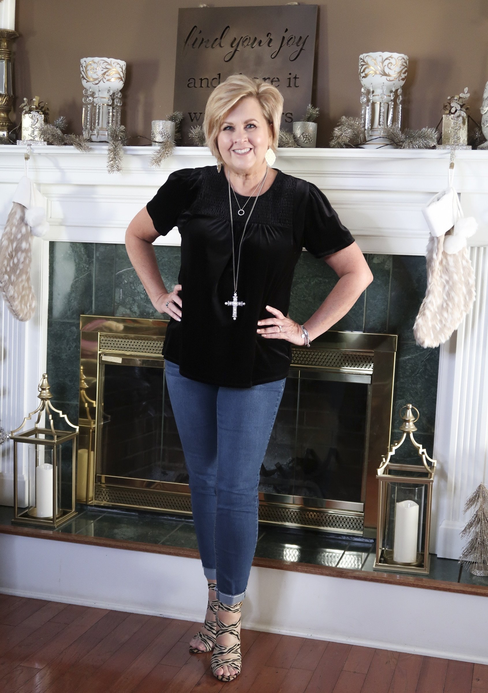 skinny jeans and heels for a stylish thanksgiving