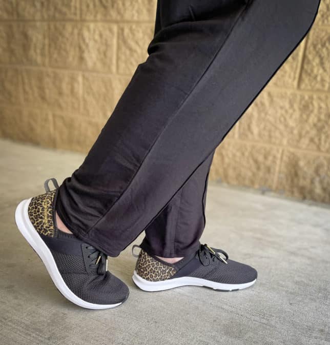 Over 40 Fashion Blogger, Tania Stephens is styling black sneakers with leopard print