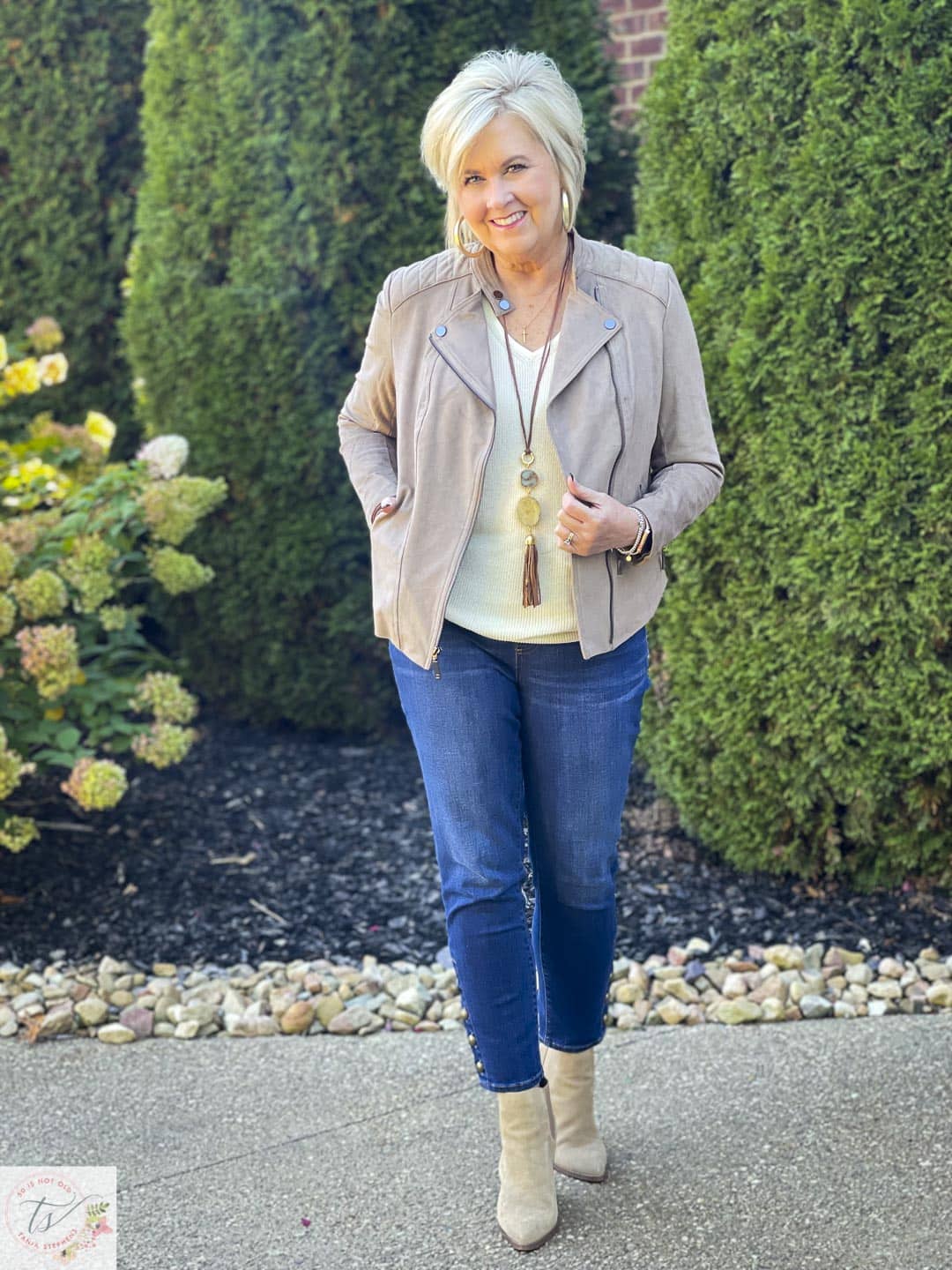 Over 40 Fashion Blogger, Tania Stephens is wearing a stone moto jacket with a modern twist