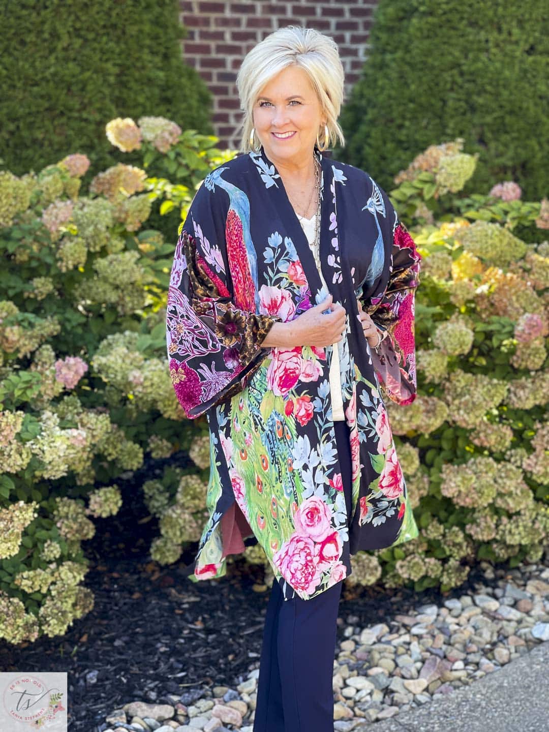 Over 40 Fashion Blogger, Tania Stephens is wearing a statement making Ruana from Chico's