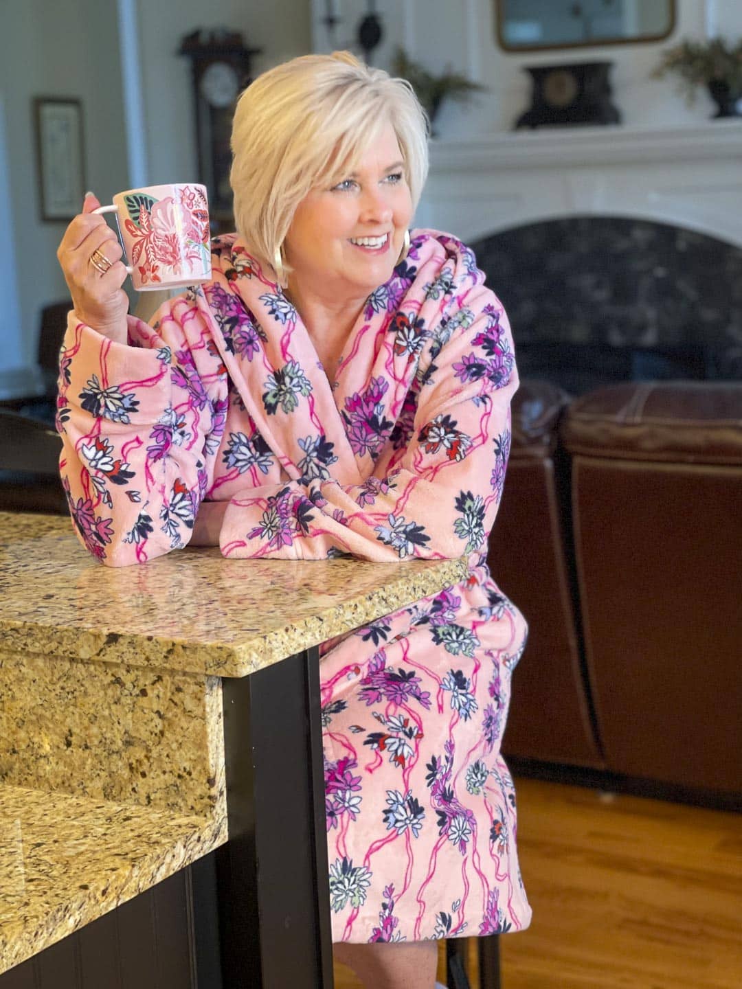 Over 40 fashion blogger, Tania Stephens is staying warm on cold rainy mornings in a robe from Vera Bradley in the Hope Blooms Pink print