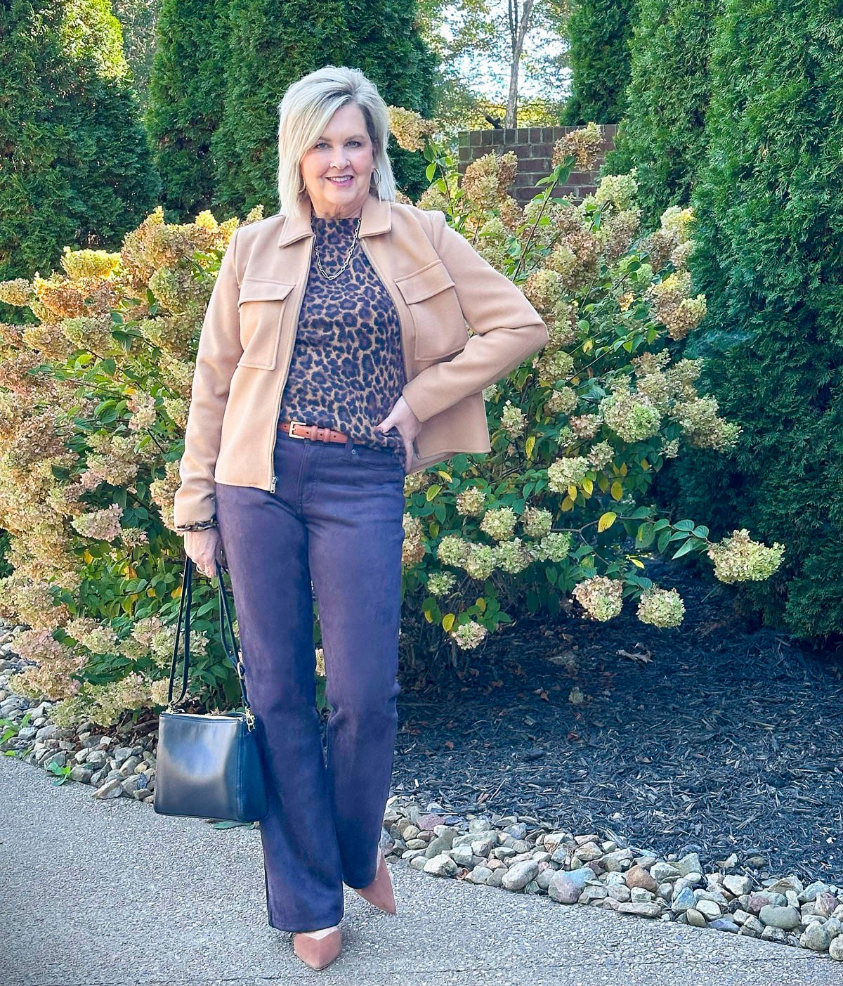 Over 50 Fashion Blogger, Tania Stephens is showing how to style one pair of pants five ways for fall51