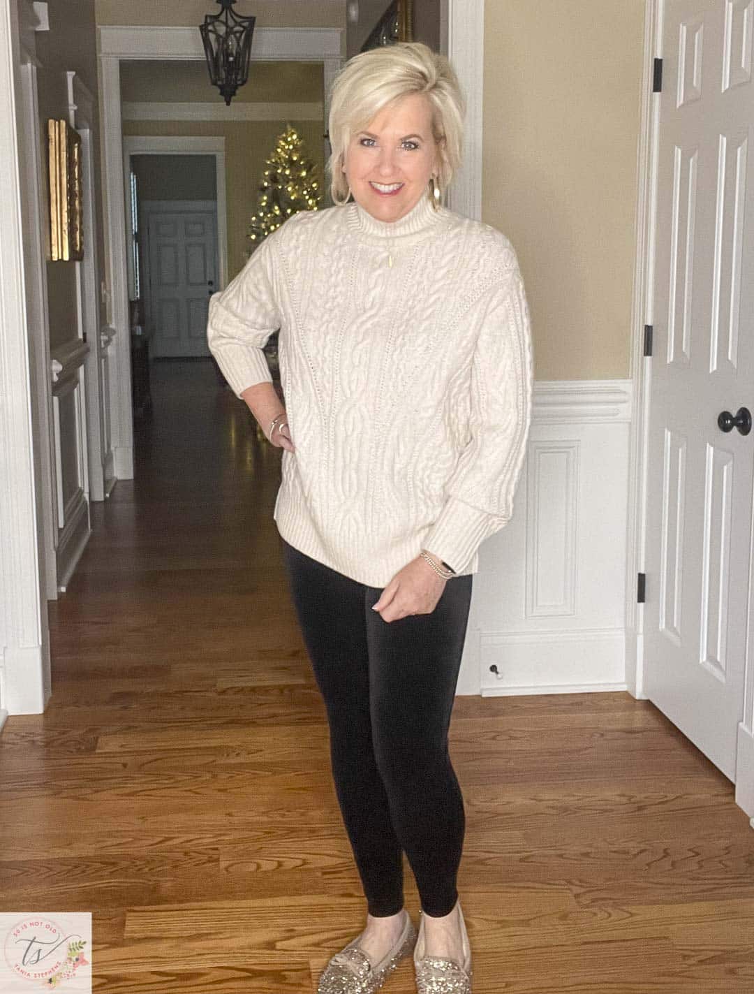 Over 40 Fashion Blogger, Tania Stephens, is celebrating the holidays at home in a cashmere blend sweater and black velvet leggings from Spanx