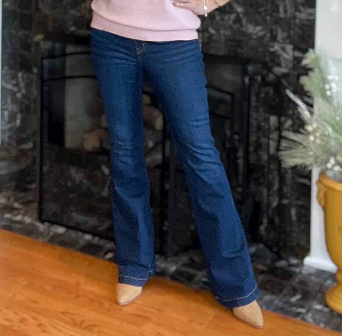 Over 40 Fashion Blogger, Tania Stephens is wearing Spanx Flare jeans