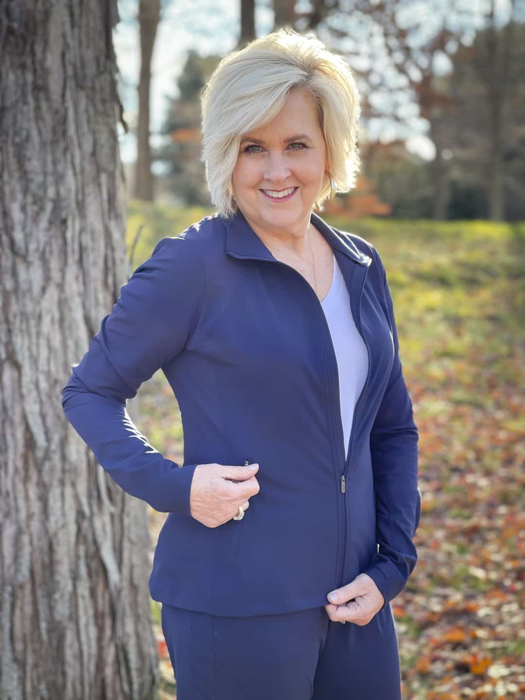 Over 40 Fashion Blogger, Tania Stephens is wearing her Zella activewear jacket with zip pockets