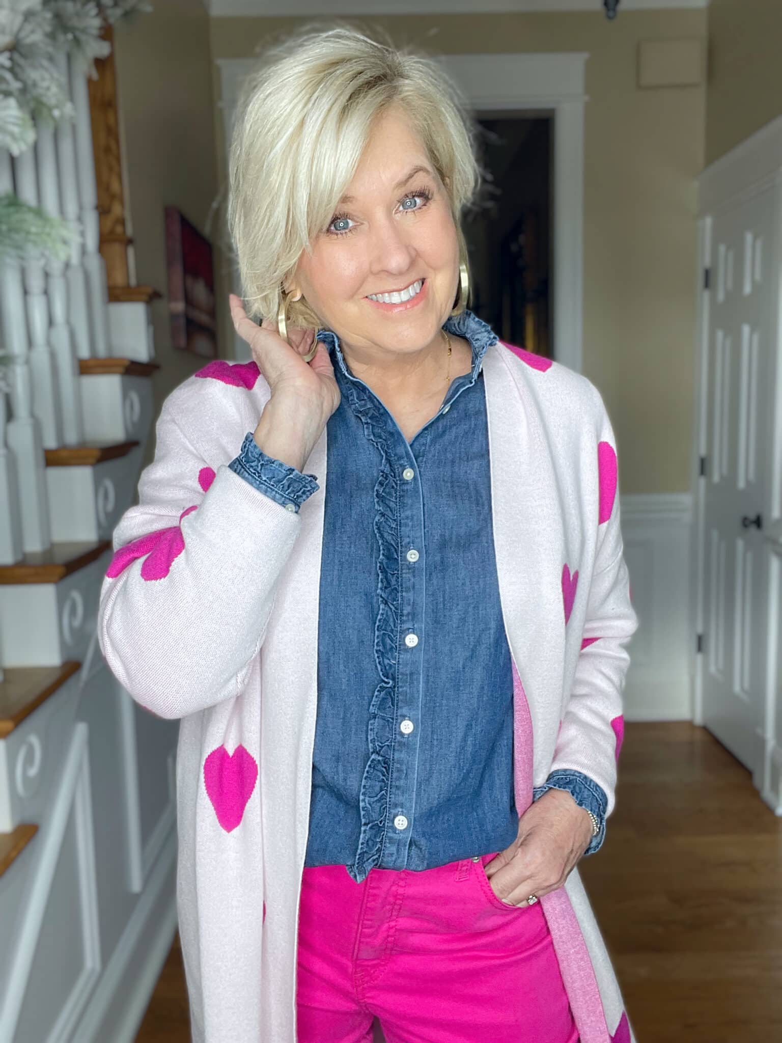 Over 40 Fashion Blogger, Tania Stephens is looking for love with her Valentine's Day cardigan and ruffled chambray shirt