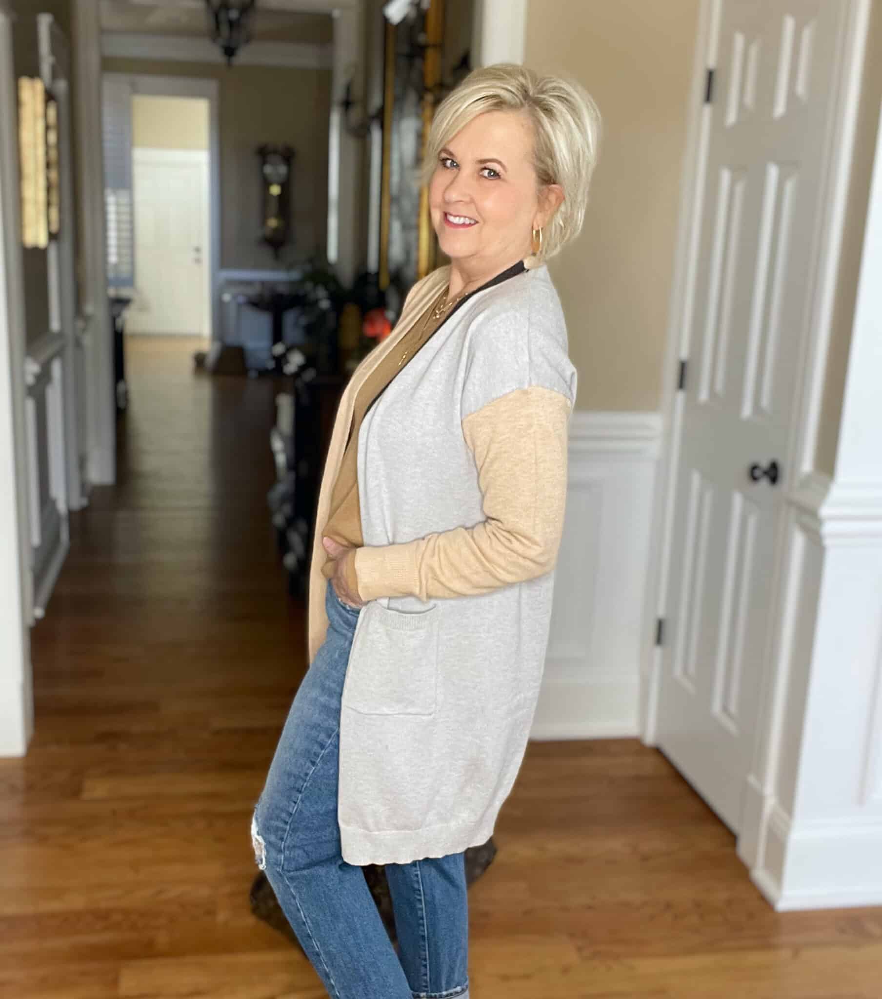 Over 40 Fashion Blogger, Tania Stephens is wearing a Hit or Miss colorblock cardigan from Amazon
