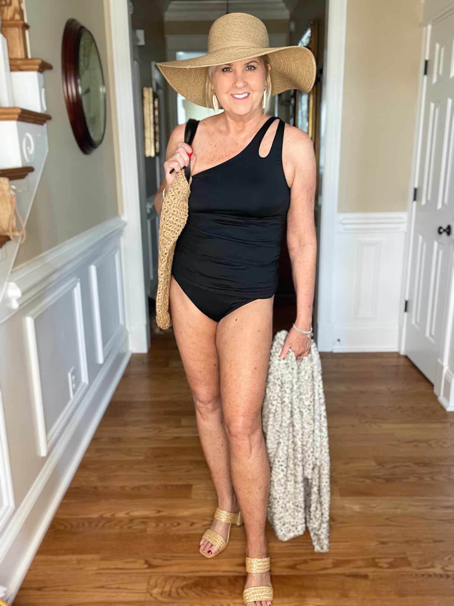 Over 40 Fashion Blogger, Tania Stephens is doing a swimsuits for women over 50 try-on haul 10