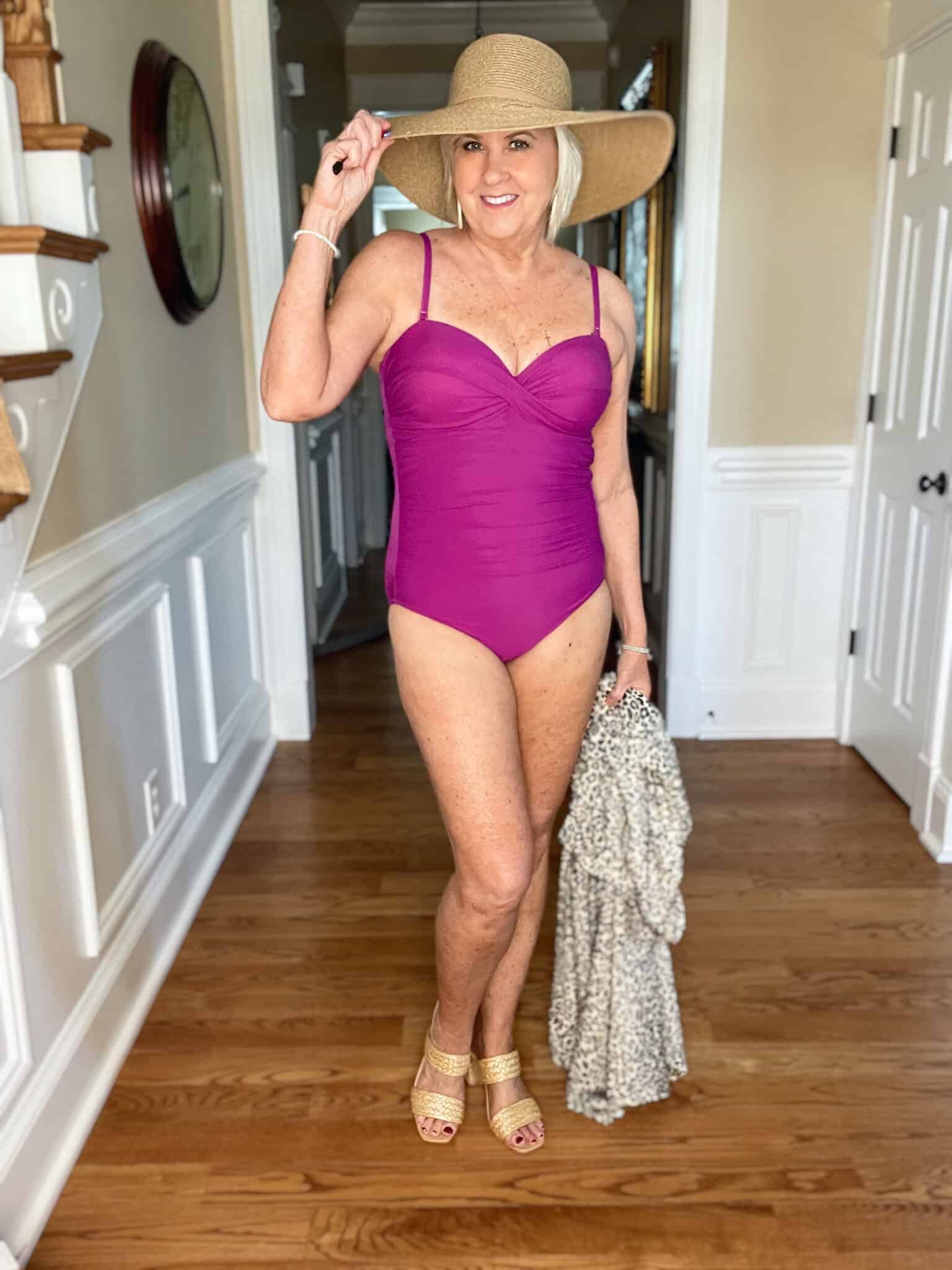 Over 40 Fashion Blogger, Tania Stephens is doing a swimsuit try-on haul 1213