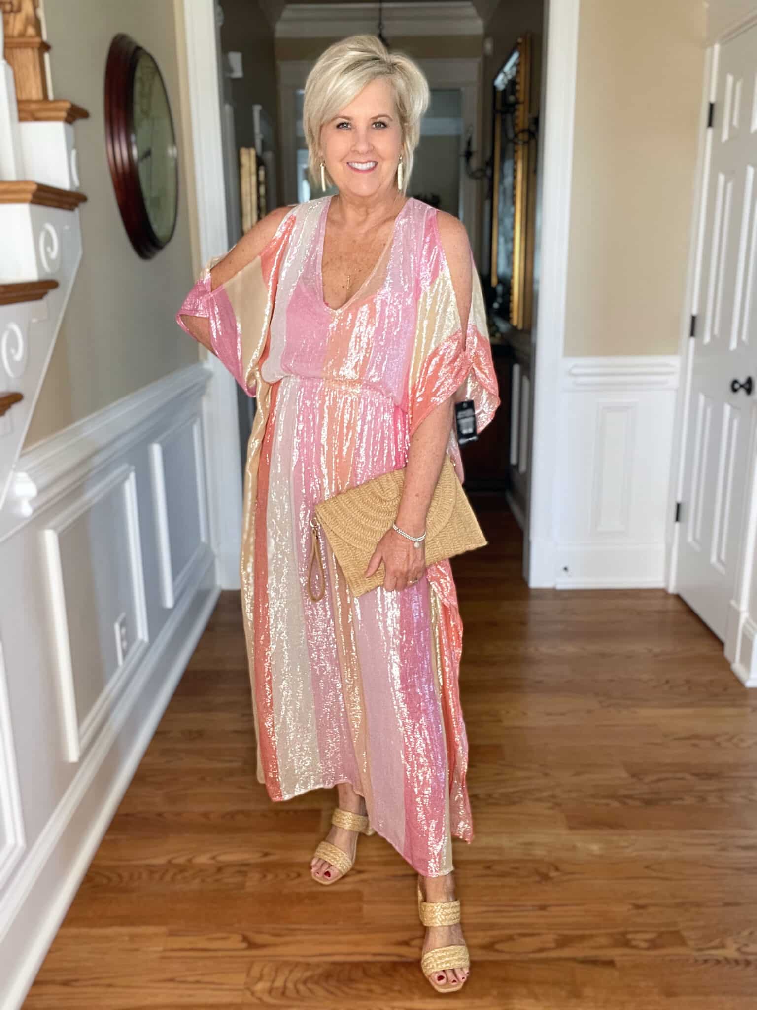 Over 40 Fashion Blogger, Tania Stephens is doing a swimsuit try-on haul