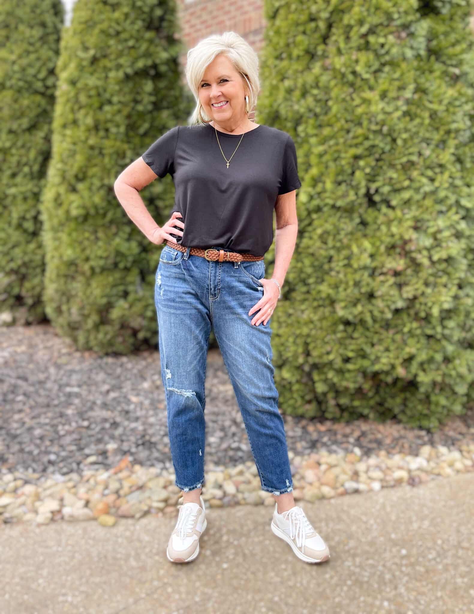 Over 40 Fashion Blogger, Tania Stephens is styling affordable jeans from Walmart 4