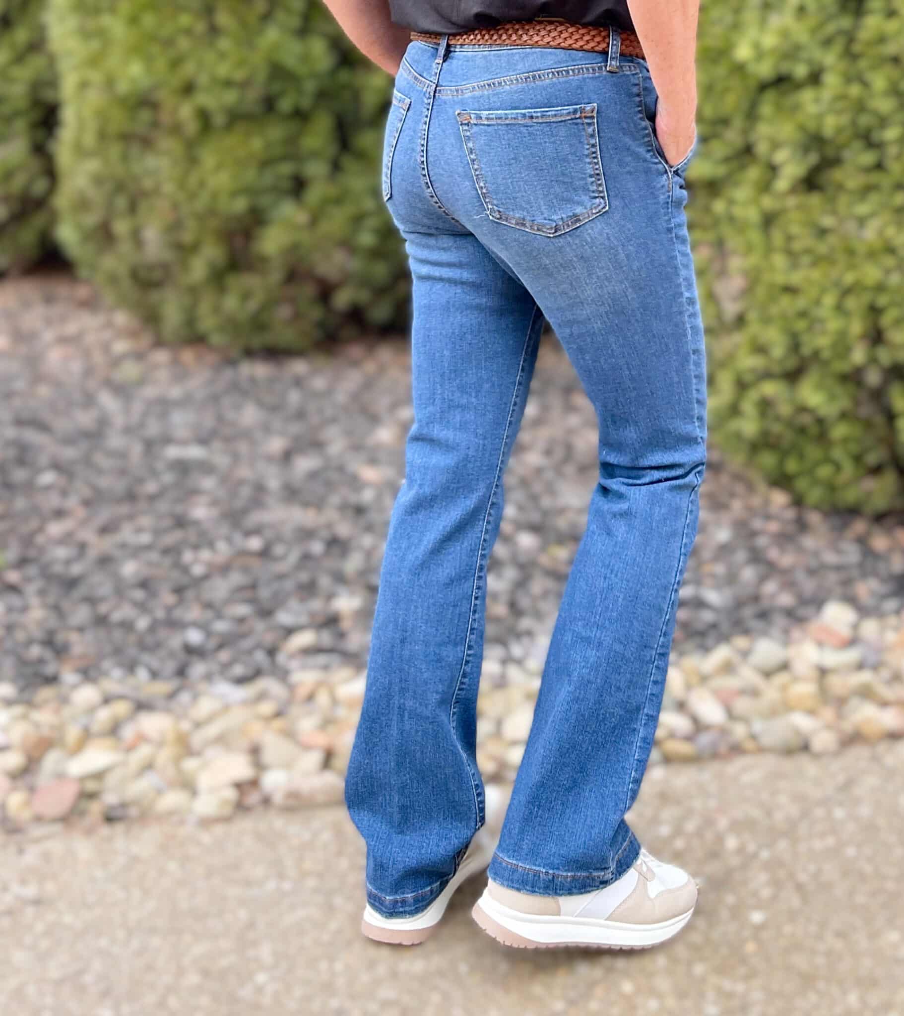 Over 40 Fashion Blogger, Tania Stephens is styling affordable jeans from Walmart13