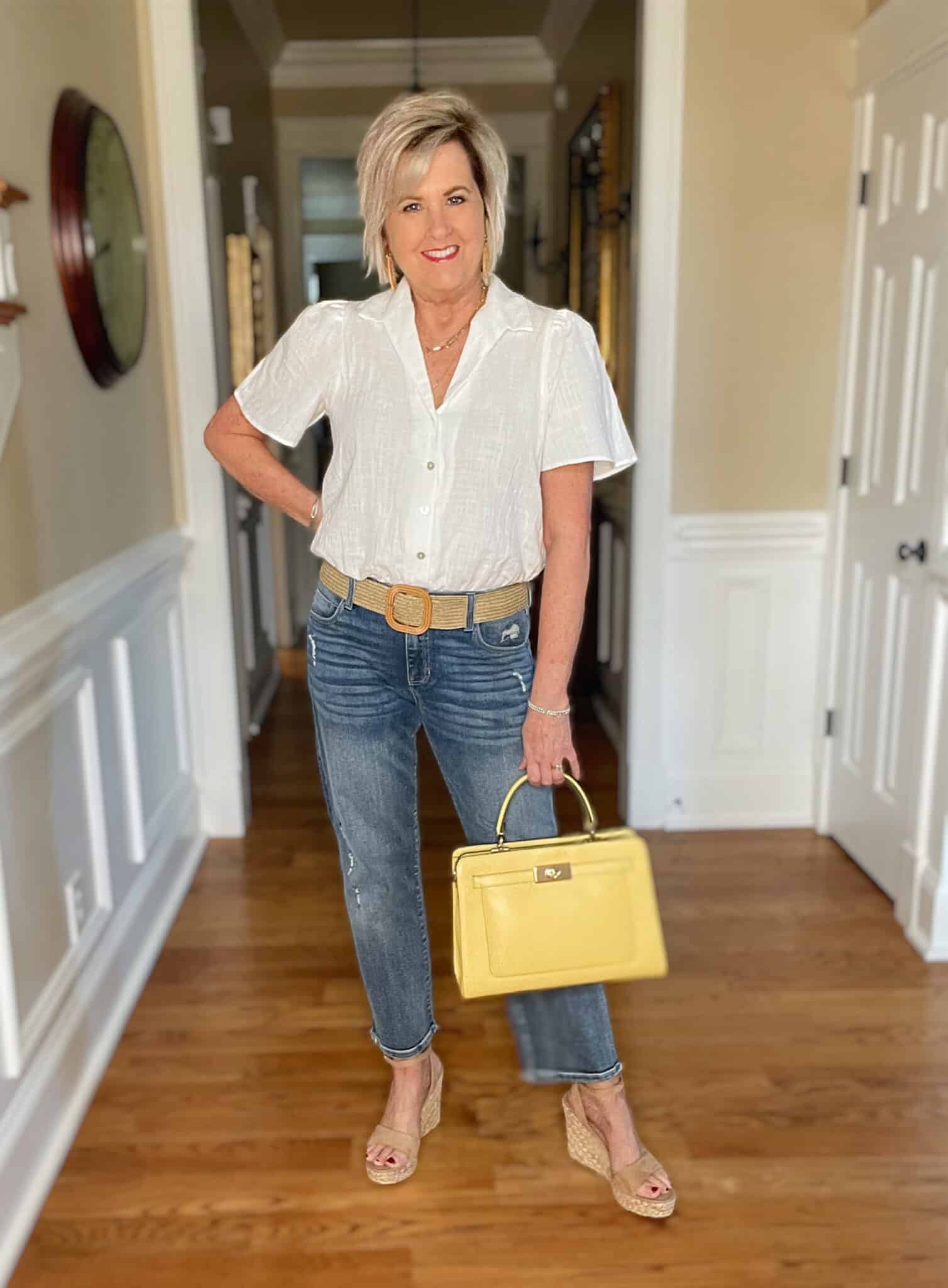 Over 40 Fashion Blogger, Tania Stephens is keeping it casual in a white shirt and jeans 6