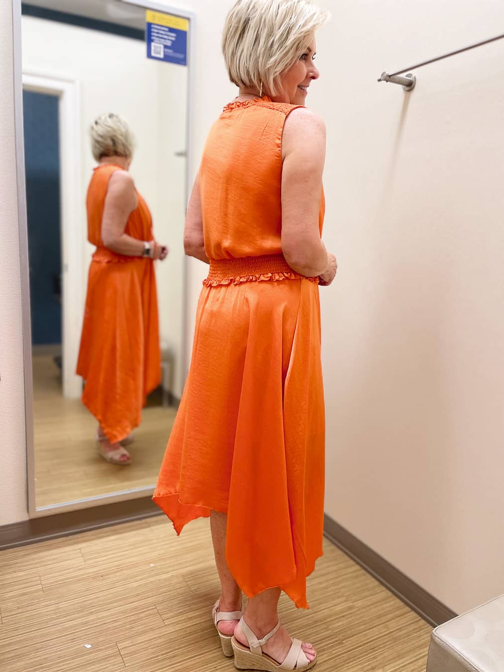 Over 40 Fashion Blogger, Tania Stephens is doing a Belk try-on haul with summer dresses42