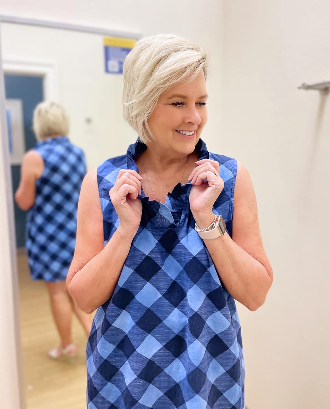 Over 40 Fashion Blogger, Tania Stephens is doing a Belk try-on haul with summer dresses53