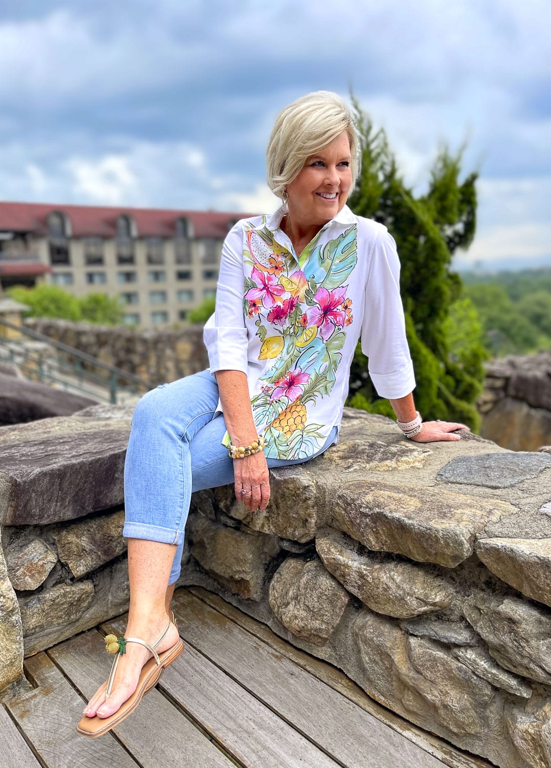 Over 40 Fashion Blogger, Tania Stephens is styling a Pretty in Pink This or That post with Chicos16