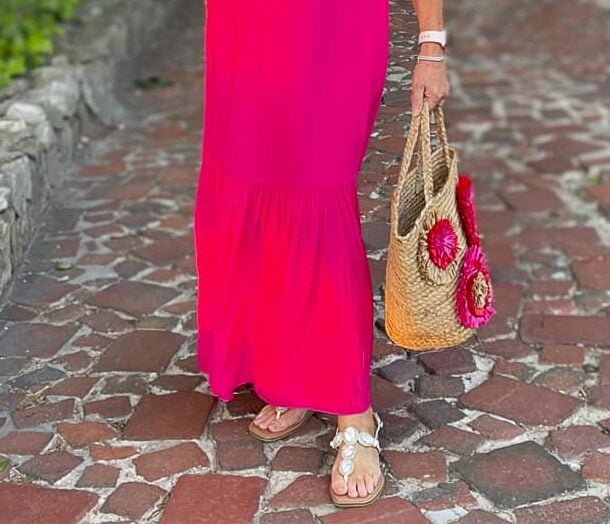 Over 40 Fashion Blogger, Tania Stephens is styling a Pretty in Pink This or That post with Chicos7