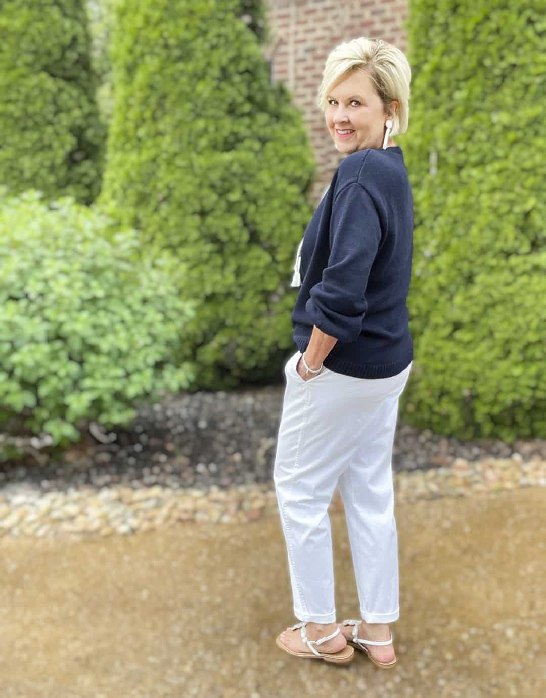 Over 40 Fashion Blogger, Tania Stephens is styling a navy and white Talbots outfit12