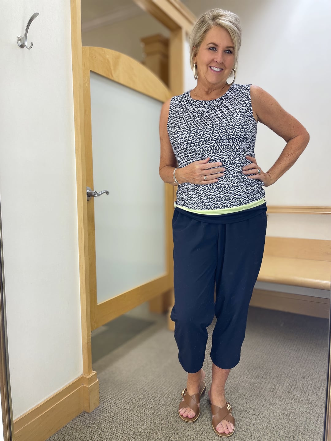 Over 40 Fashion Blogger, Tania Stephens is doing a try on haul with Talbots on 6-21-22 21