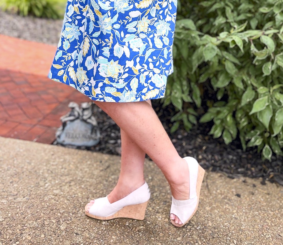 Over 40 Fashion Blogger, Tania Stephens is styling an outfit from Kohl's for a brunch date 1