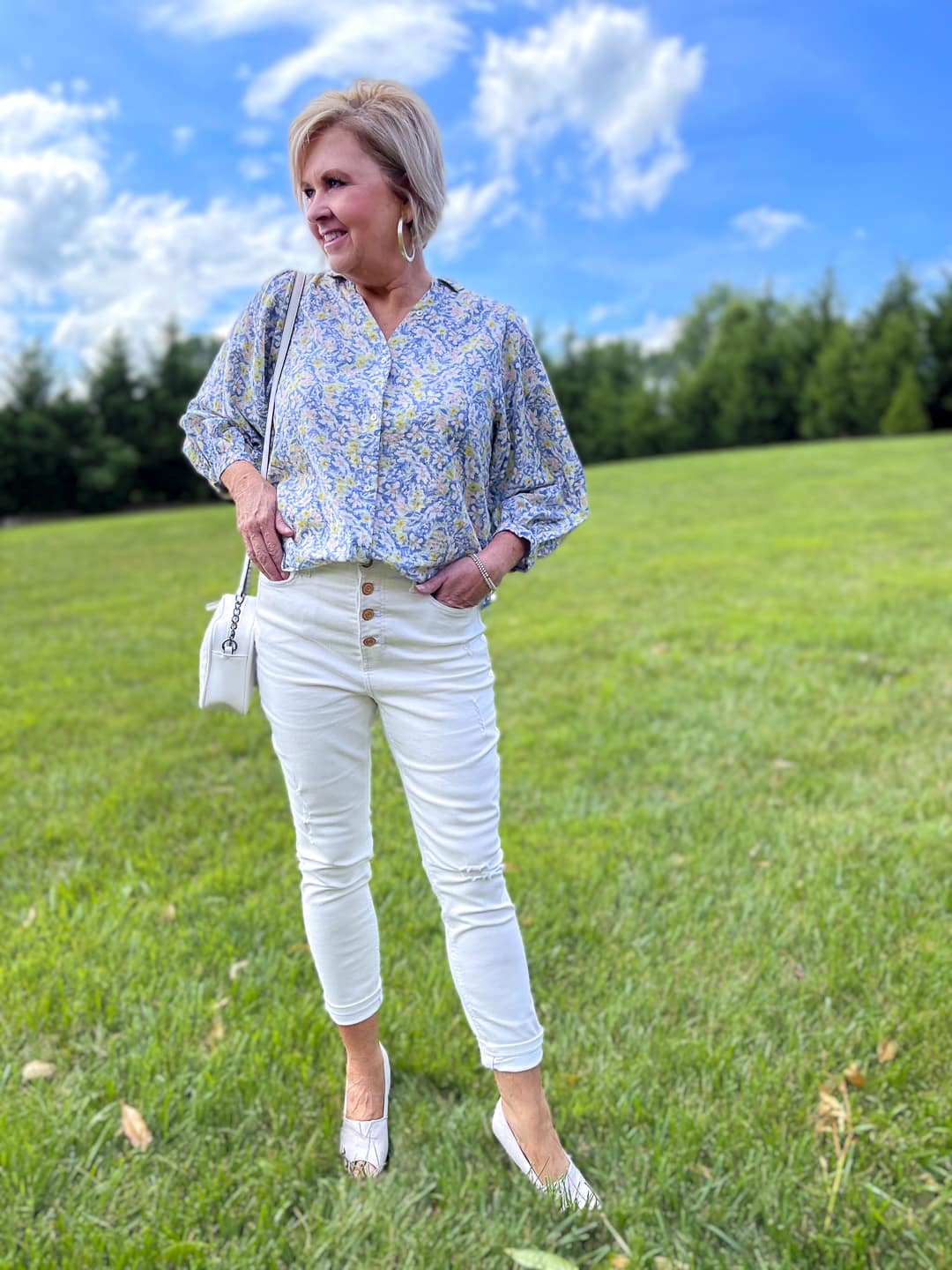 Over 40 Fashion Blogger, Tania Stephens is styling an outfit from Kohl's for a brunch date12