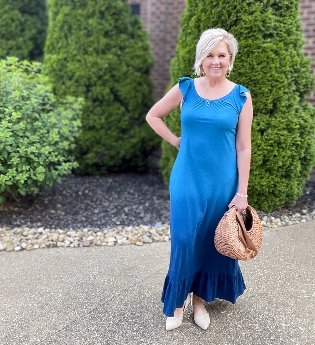 Over 40 Fashion Blogger, Tania Stephens is styling affordable summer dresses from Walmart9