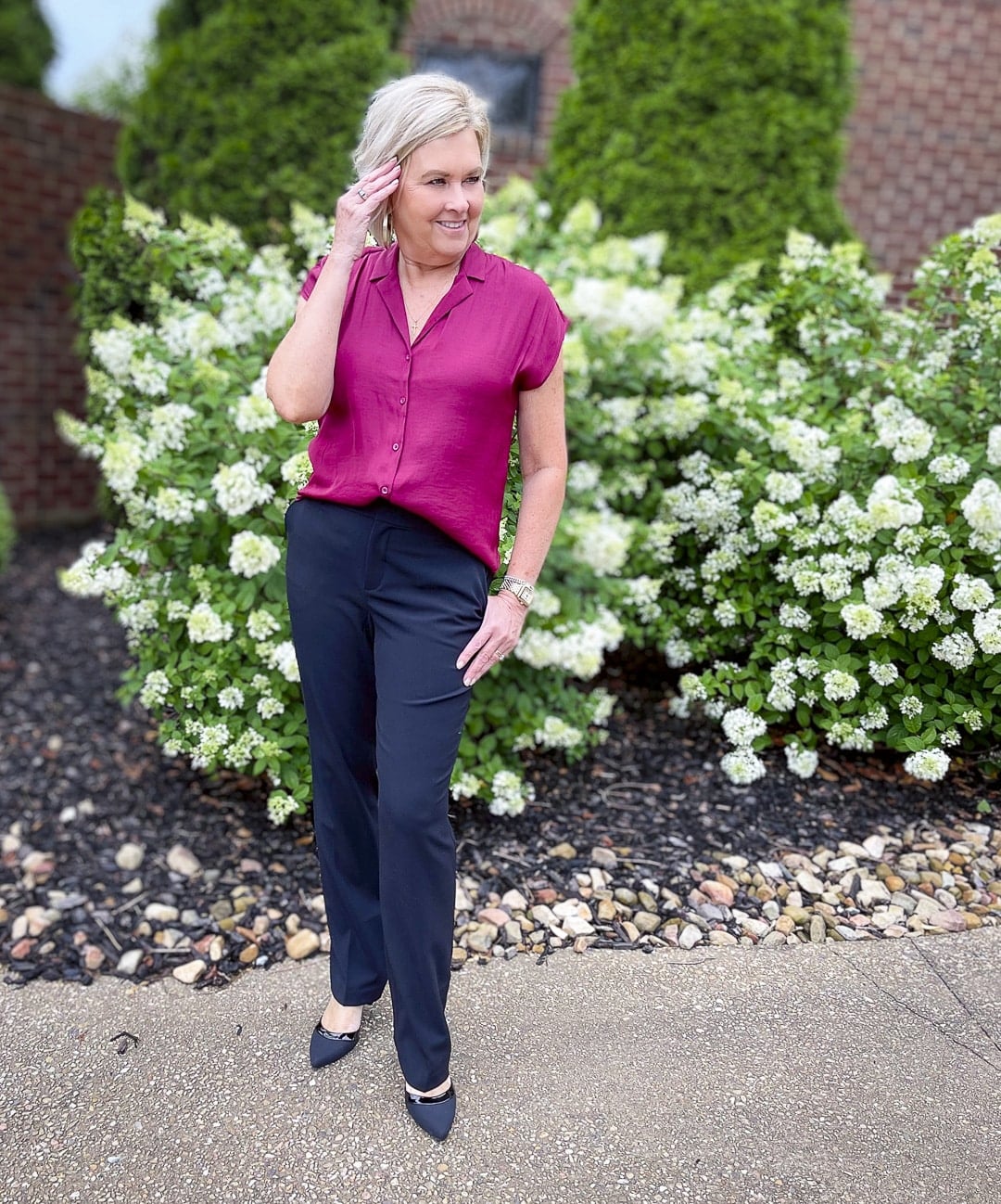 Over 40 Fashion Blogger, Tania Stephens is styling dressy, casual, and comfy outfits from Kohl's32