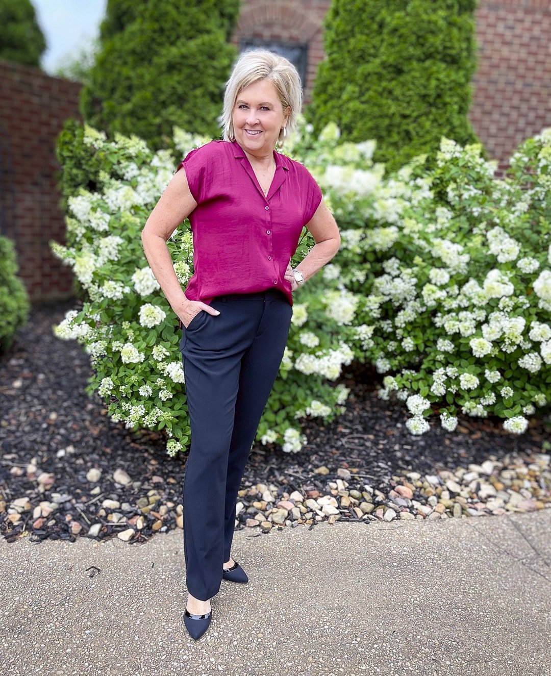 Over 40 Fashion Blogger, Tania Stephens is styling dressy, casual, and comfy outfits from Kohl's 33