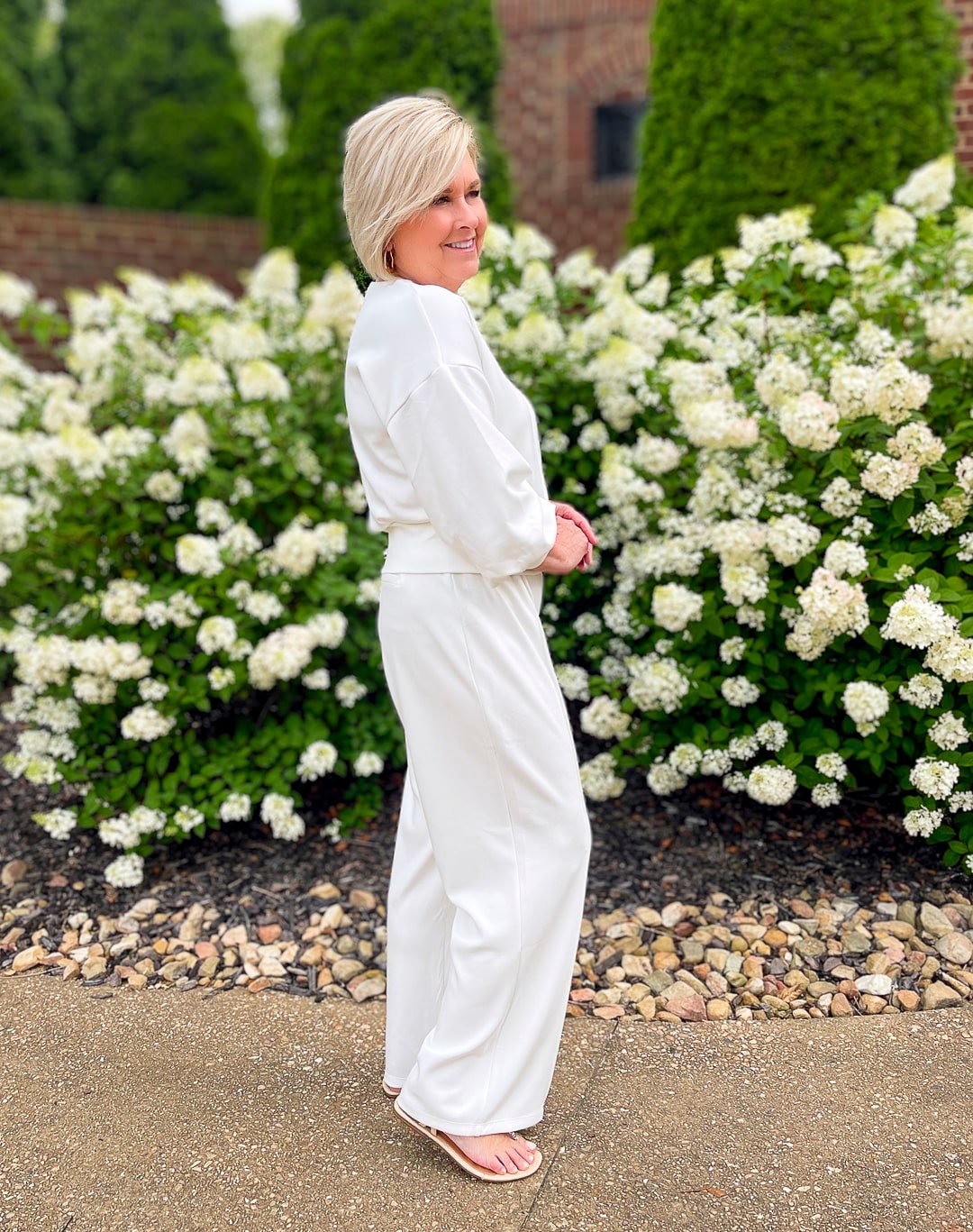 Over 40 Fashion Blogger, Tania Stephens is wearing one top two ways from Walmart42