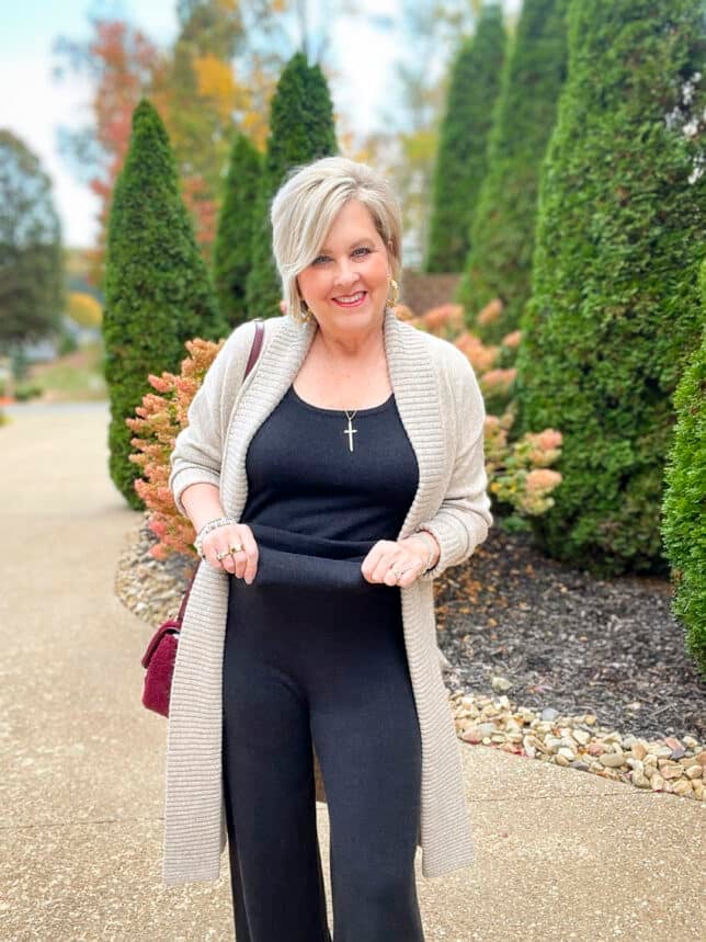 Over 40 Fashion Blogger, Tania Stephens is styling two affordable outfits for the holidays34