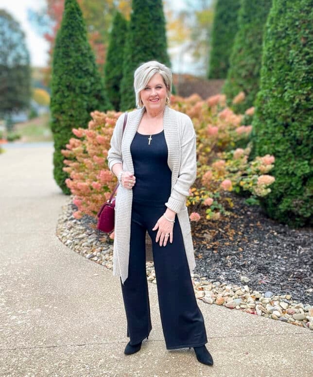 Over 40 Fashion Blogger, Tania Stephens is styling two affordable outfits for the holidays37
