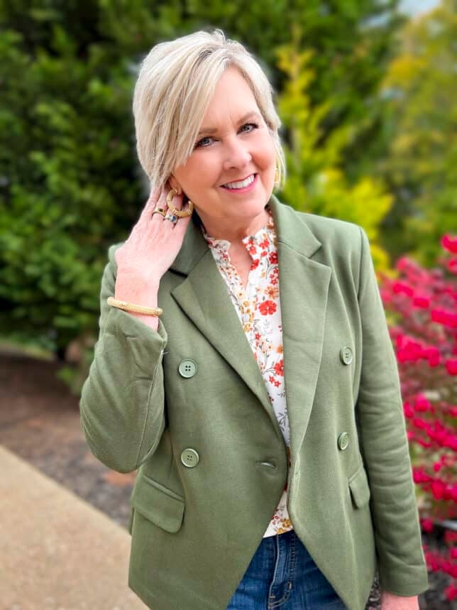 Over 40 Fashion Blogger, Tania Stephens is wearing an olive green blazer from Gibsonlook for fall 6