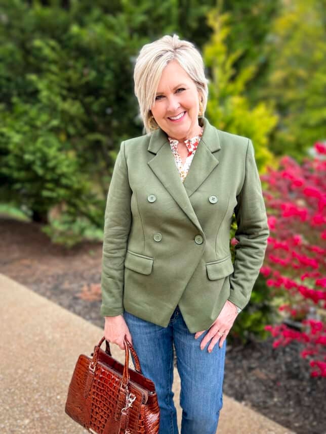 Over 40 Fashion Blogger, Tania Stephens is wearing an olive green blazer from Gibsonlook for fall 9