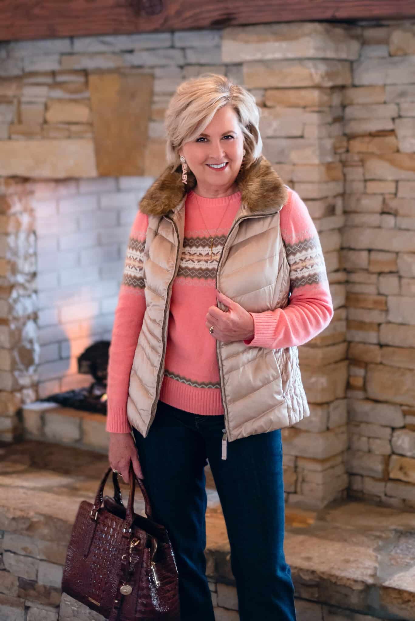 Over 40 Fashion Blogger, Tania Stephens is wearing jeans for the Holidays 4150