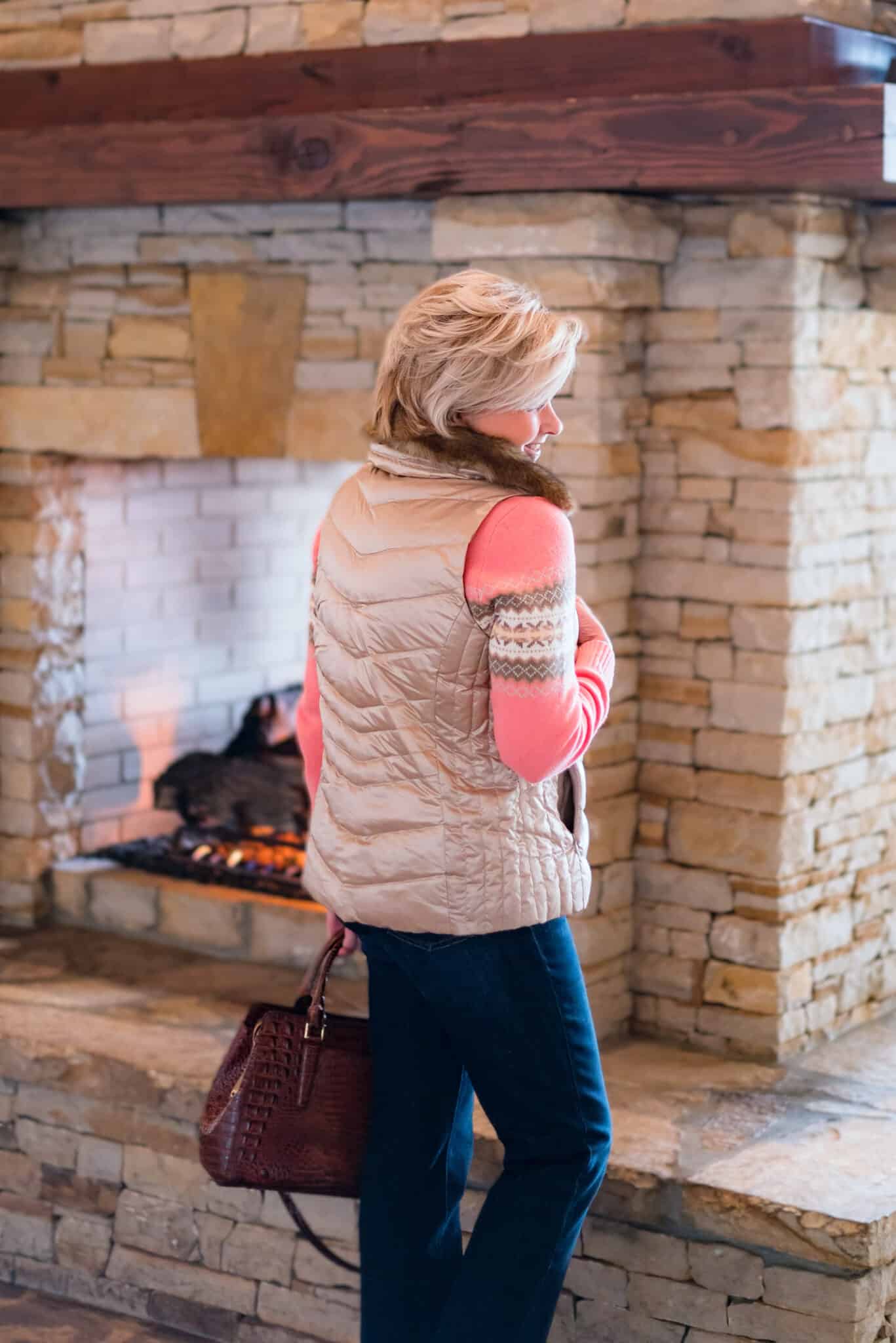 Over 40 Fashion Blogger, Tania Stephens is wearing jeans for the Holidays 4152